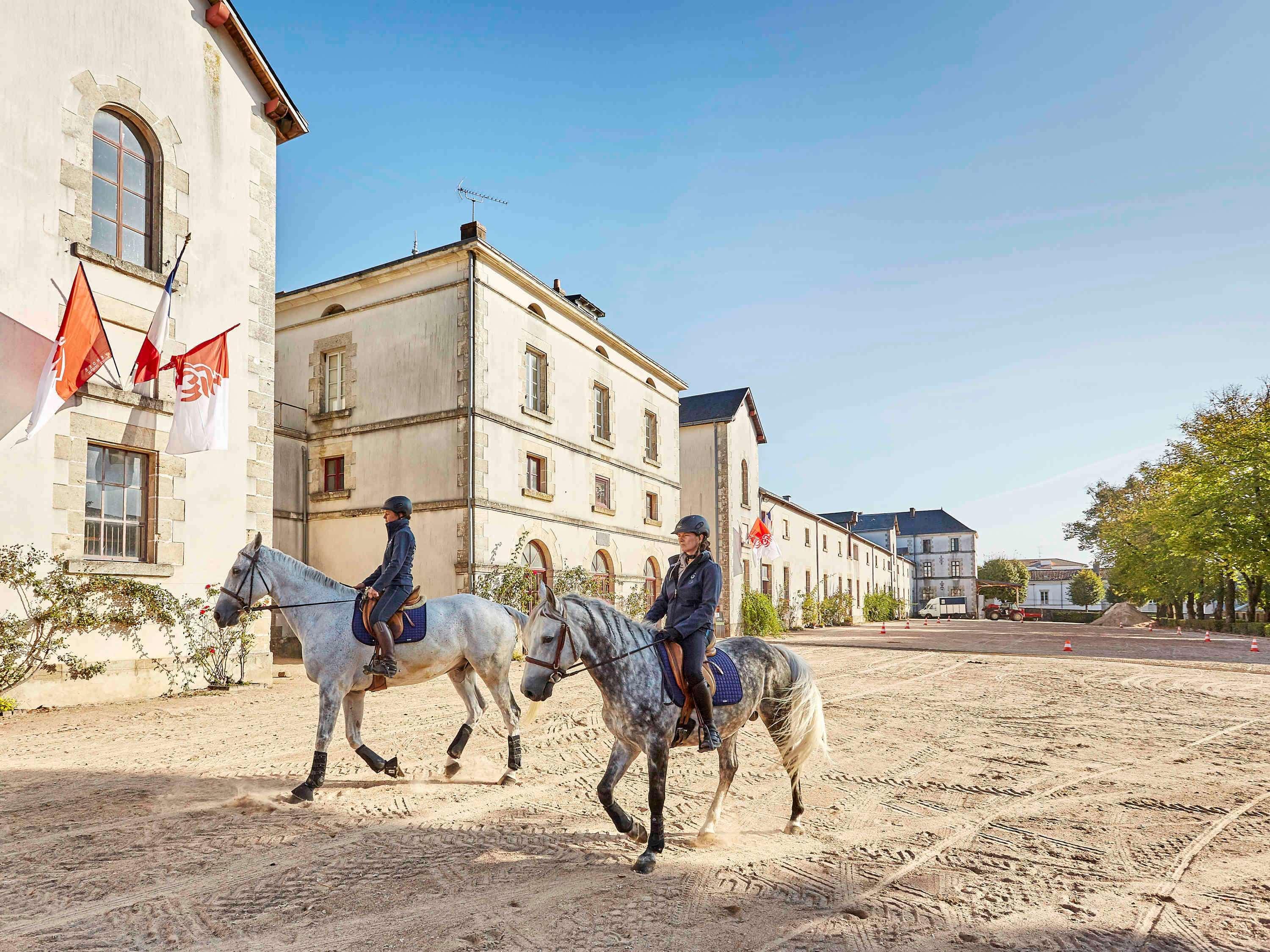 Mercure Sur Yon 4*